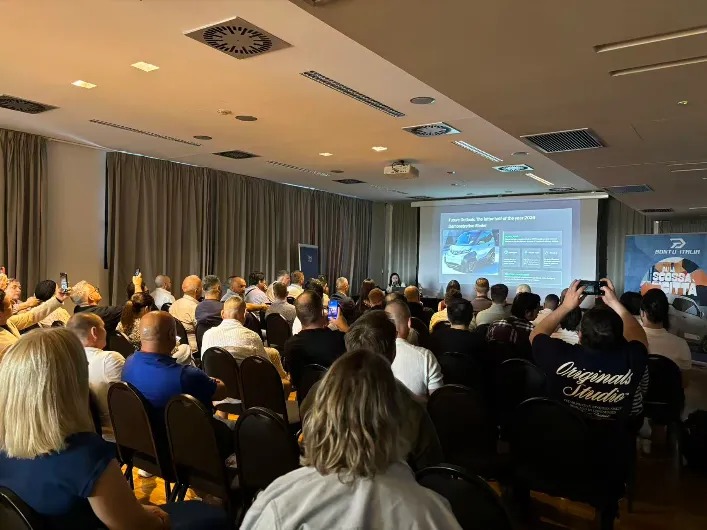 Conferencia de lanzamiento de nuevos productos BONTU celebrada con éxito en Milán, Italia