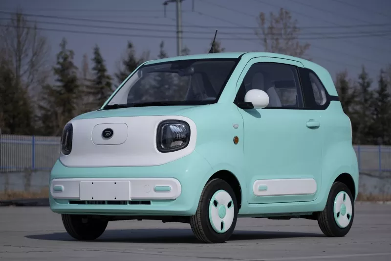 Mini coche cerrado para ancianos